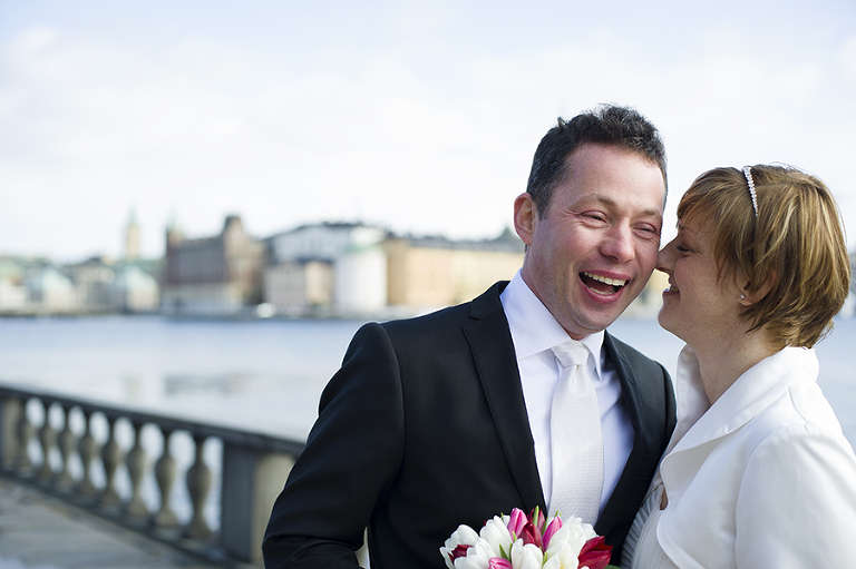 bröllop i stockholms stadshuset med riddarholmen i bakgrunden, lindholm photography, fotograf terri lindholm