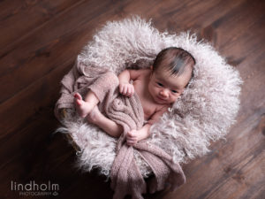 nyföddfotografering, nyföddfoto stockholm, nyföddfoto tullinge, nyföddfotografering huddinge