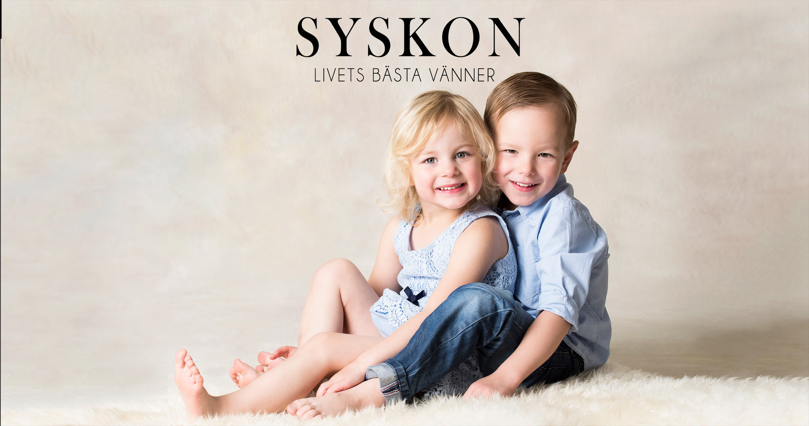 barnfotograf stockholm,. porträttfotograf stockholm. syskonfotografering, familjefotofoto stockholm, babyfoto, nyföddfotografering stockholm, tullinge, terri lindholm, lindholm photography