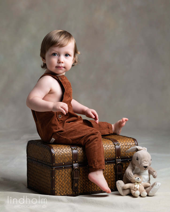 babyfoto, 1-årsfoto, barnfotografering studio, tullinge, fotograf stockholm