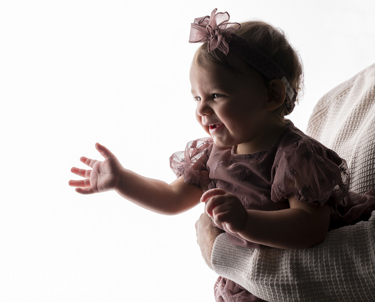 babyfoto, 1-årsfoto, barnfotografering studio, tullinge, fotograf stockholm