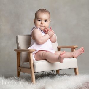 babyfoto, 1-årsfoto, barnfotografering studio, tullinge, fotograf stockholm