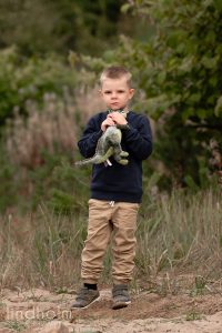 1 års fotografering, utomhusfotografering tullinge, tullinge, fotograf tullinge, barnfoto, familjefotografering