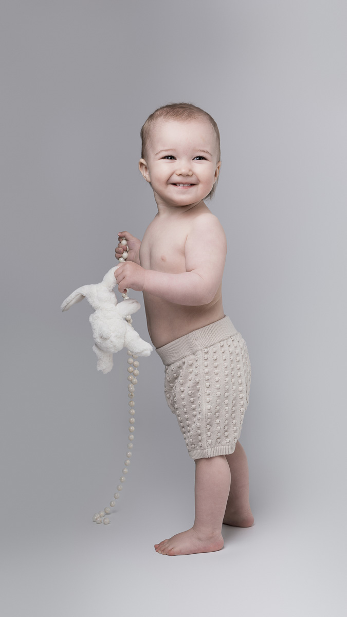 BABYFOTOGRAFERING I STUDIO, babyfoto 3 månaders, 1-årsfotografering, 1 års foto