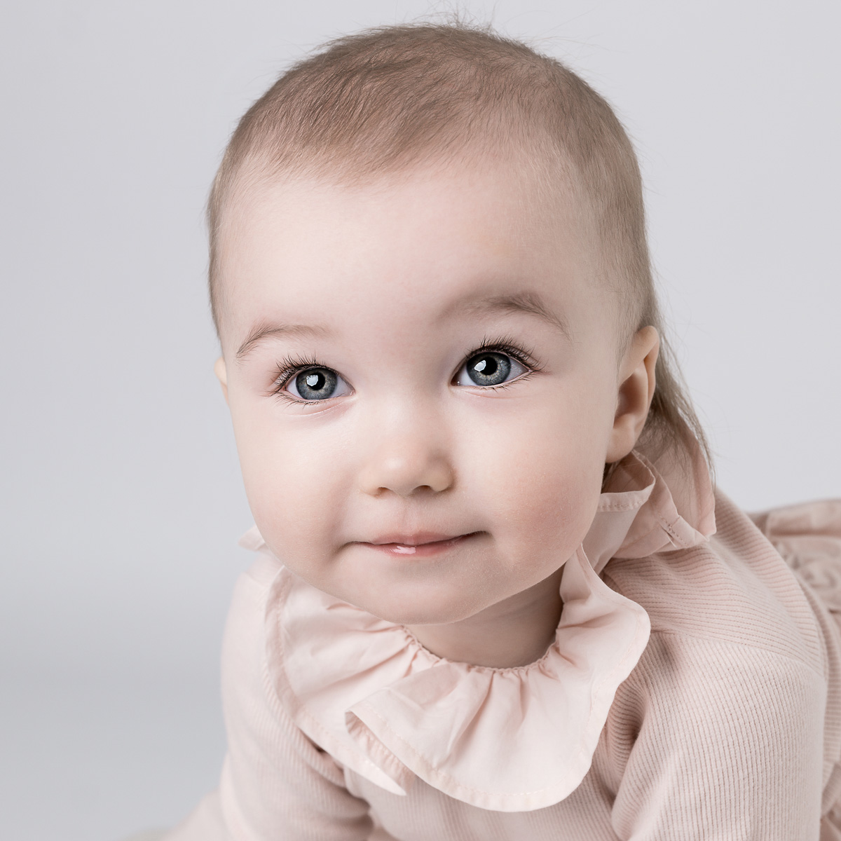 BABYFOTOGRAFERING I STUDIO, babyfoto 3 månaders, 1-årsfotografering, 1 års foto